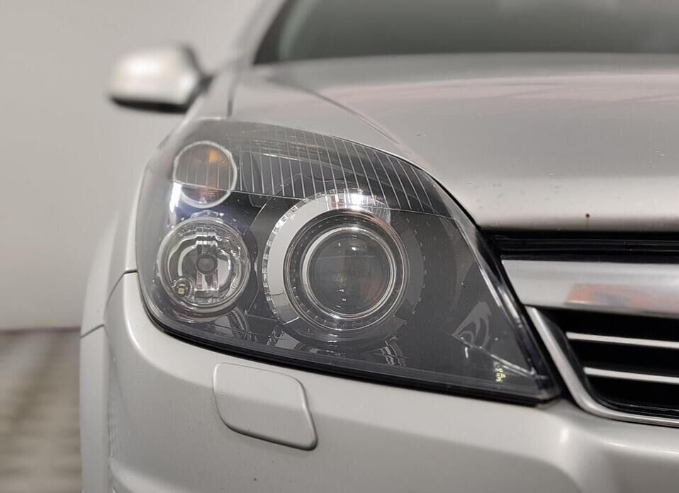 Opel Astra 1.8 AT (140 л.с.)