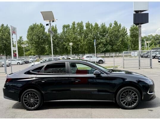 Hyundai Sonata, 2021&nbsp;г., 41&nbsp;607&nbsp;км