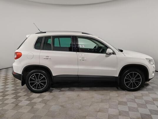 Volkswagen Tiguan, 2011&nbsp;г., 224&nbsp;501&nbsp;км