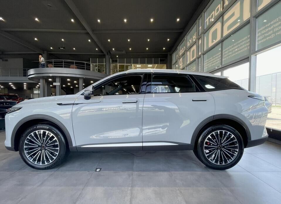 EXEED RX 2.0 AMT (197 л.с.) 4WD