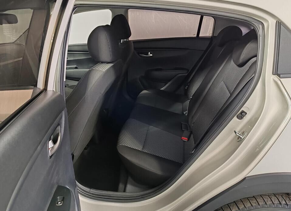 Kia Rio, IV X-Line 1.6 AT (123 л.с.)