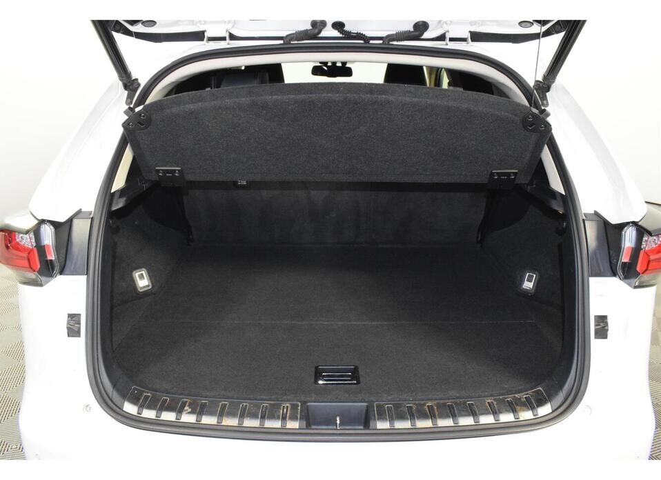 Lexus NX, I 200t 2.0 AT (238 л.с.) 4WD