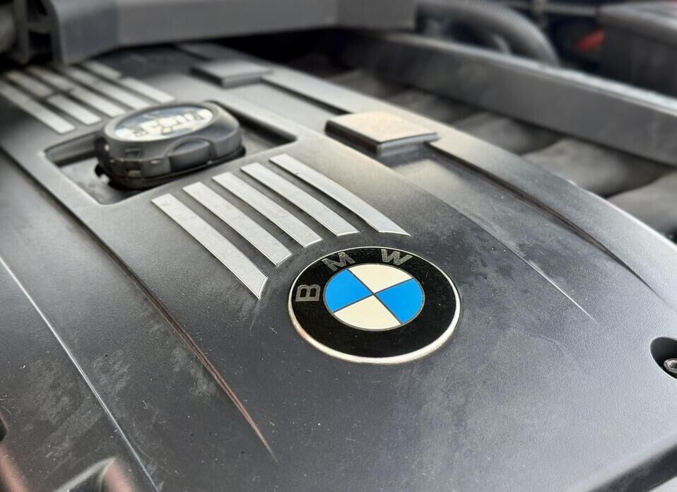BMW 5 серии, V (E60/E61) Рестайлинг 525xi 3.0 MT (218 л.с.) 4WD