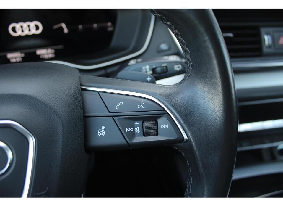 Audi Q5, II (FY) Рестайлинг 45 TFSI 2.0 AMT (249 л.с.) 4WD