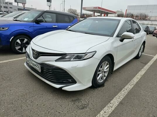 Toyota Camry, 2021 г., 120 739 км