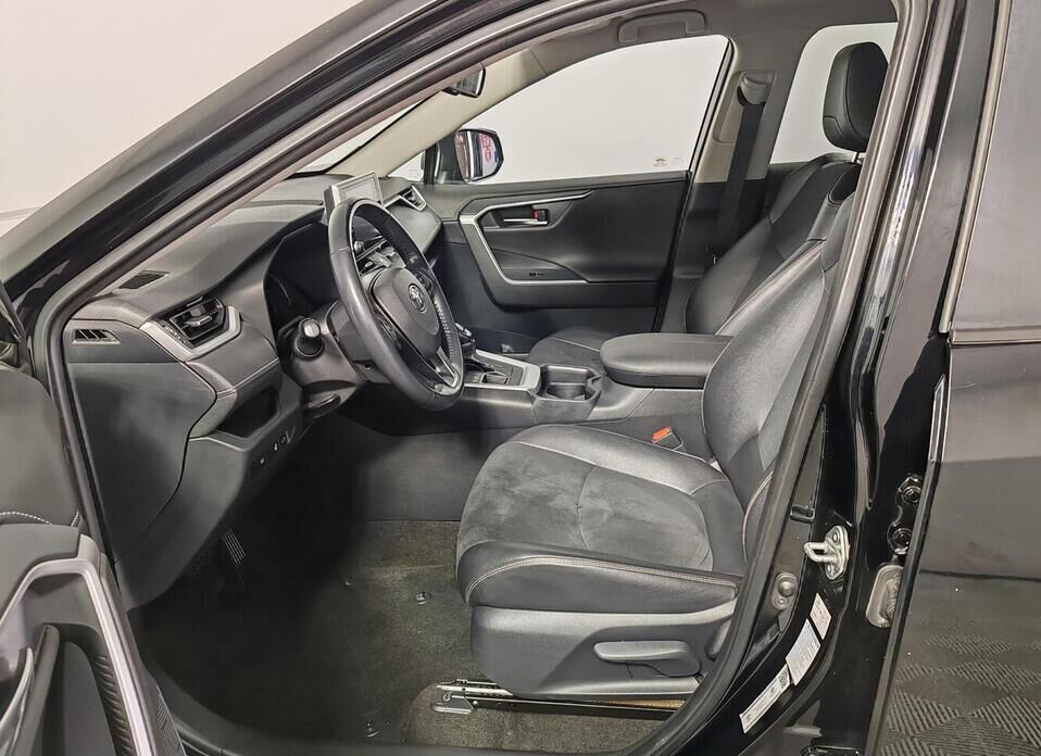 Toyota RAV4, V (XA50) 2.5 AT (199 л.с.) 4WD