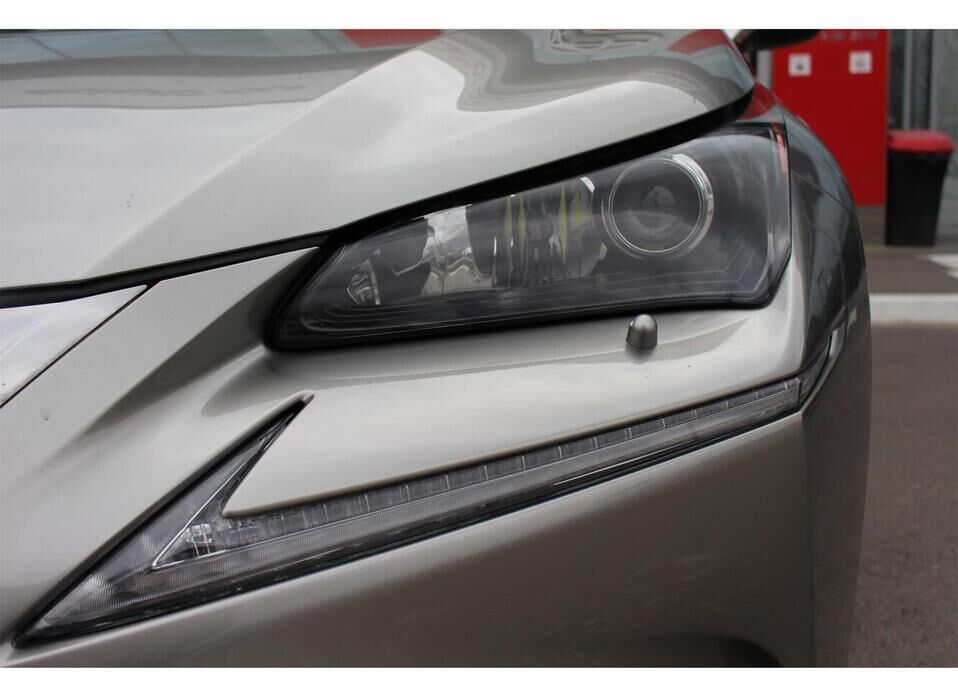 Lexus NX 200t 2.0 AT (238 л.с.) 4WD