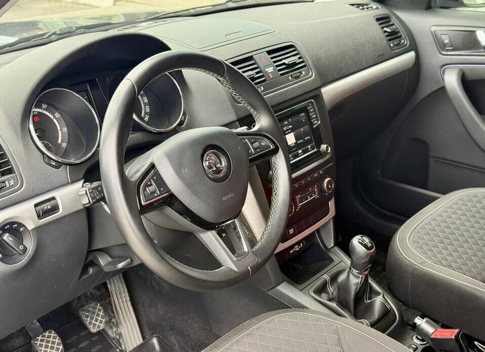 Skoda Yeti, I Рестайлинг 1.6 MT (110 л.с.)
