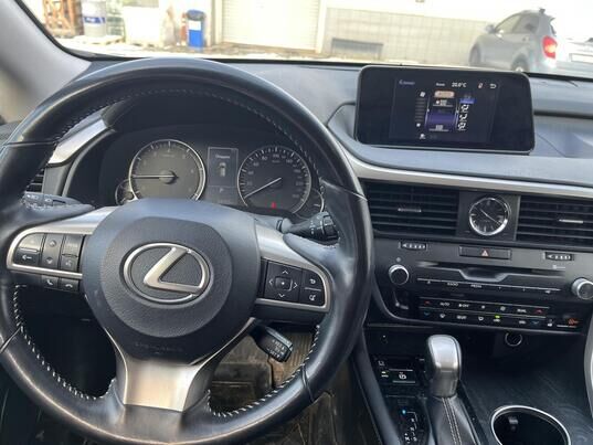Lexus RX, 2018&nbsp;г., 69&nbsp;352&nbsp;км