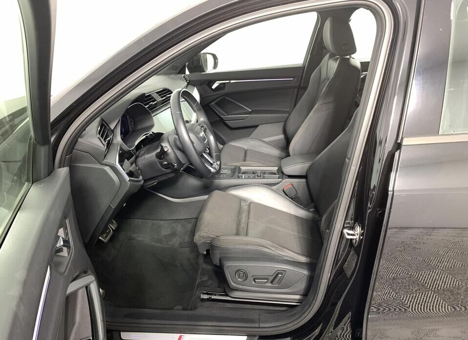 Audi Q3 35 TFSI 1.5 AMT (150 л.с.)