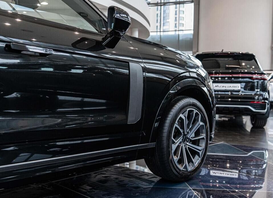 Lynk & Co 09 MHEV 2.0 AT (254 л.с.) 4WD