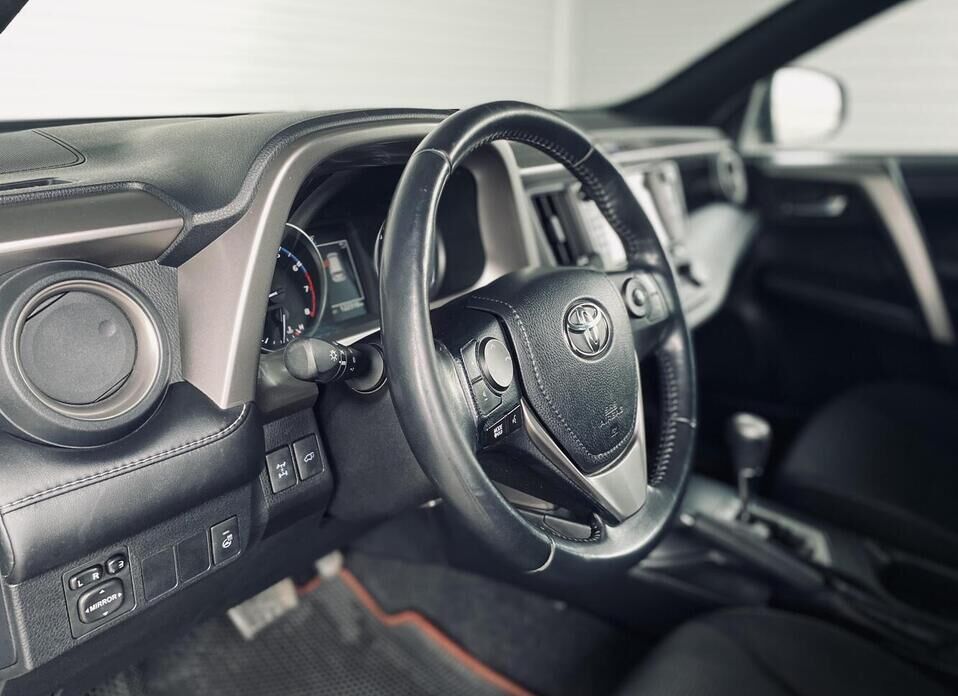 Toyota RAV4, IV (CA40) Рестайлинг 2.0 CVT (146 л.с.) 4WD