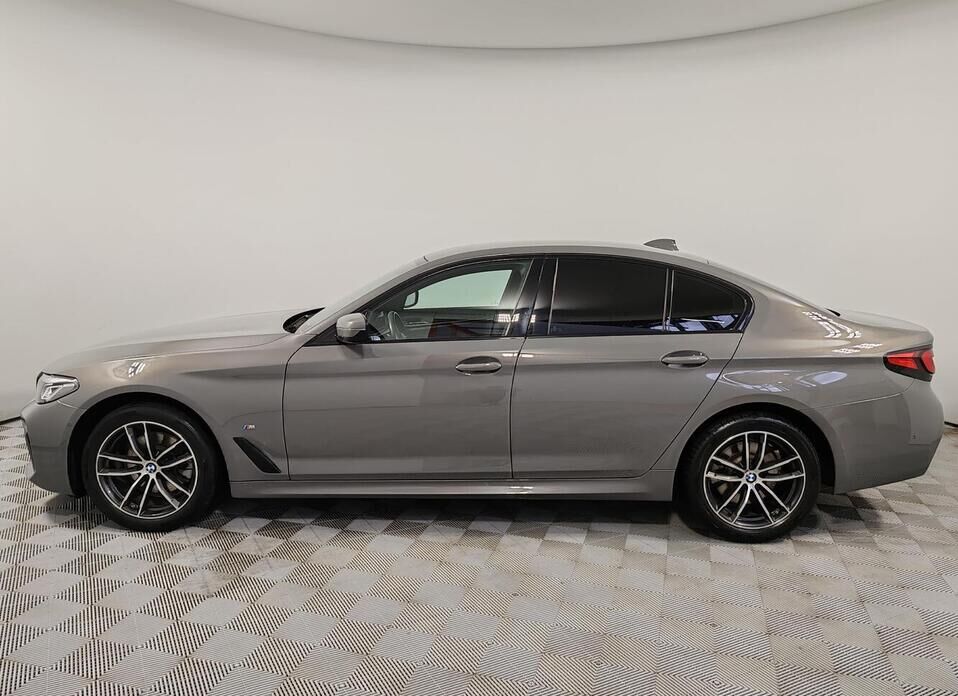 BMW 5 серии, VII (G30/G31) Рестайлинг 520d 2.0d AT (190 л.с.)