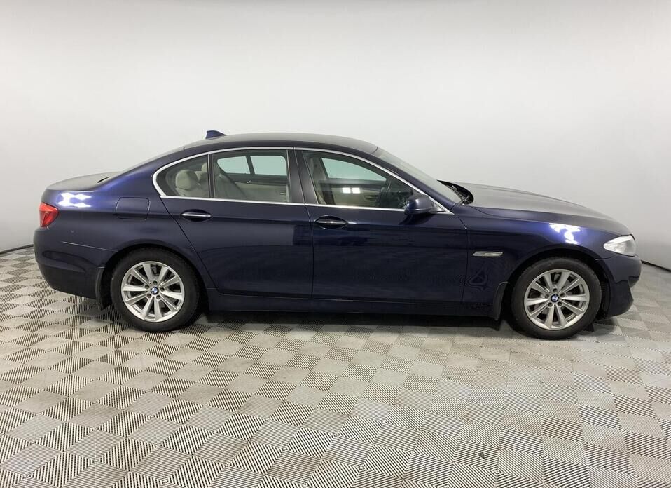 BMW 5 серии 523i 2.5 AT (204 л.с.)