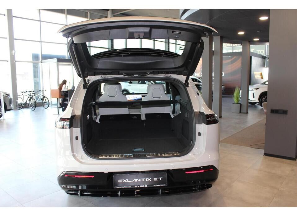 EXEED Exlantix ET 1.5hyb AT (469 л.с.) 4WD