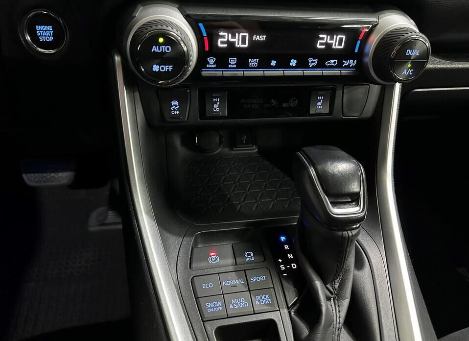 Toyota RAV4, V (XA50) 2.5 AT (199 л.с.) 4WD