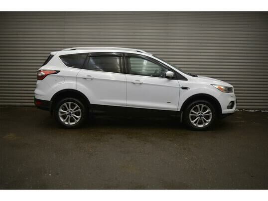 Ford Kuga, 2017 г., 88 301 км