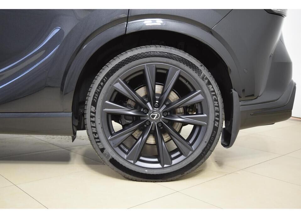 Lexus RX, V 500h 2.4hyb AT (371 л.с.) 4WD