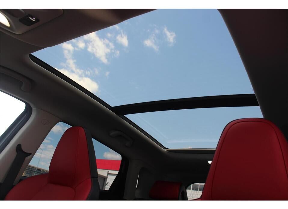 Changan UNI-S 1.5 AMT (181 л.с.)