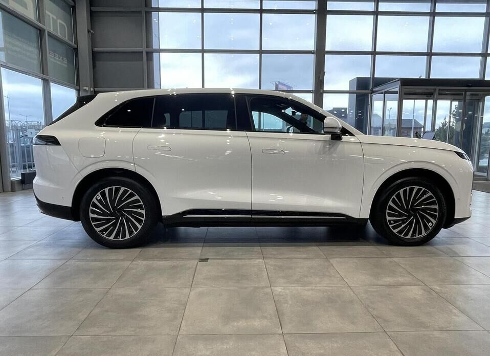EXEED Exlantix ET 1.5hyb AT (469 л.с.) 4WD