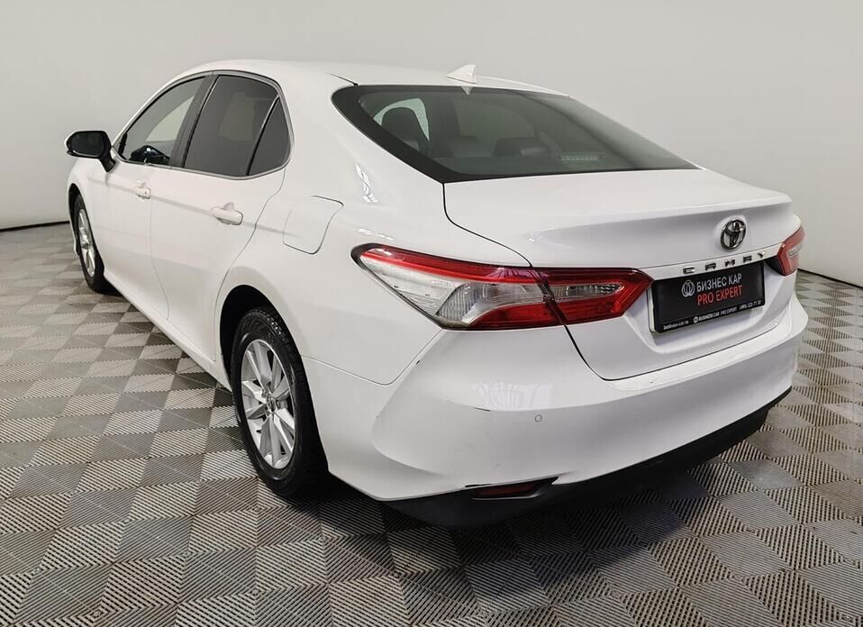 Toyota Camry, VIII (XV70) 2.0 AT (150 л.с.)