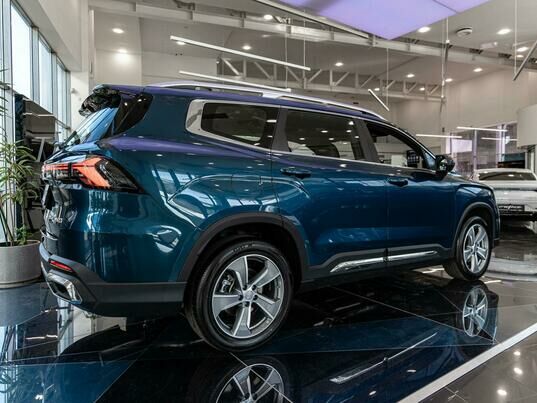 Geely Okavango Flagship