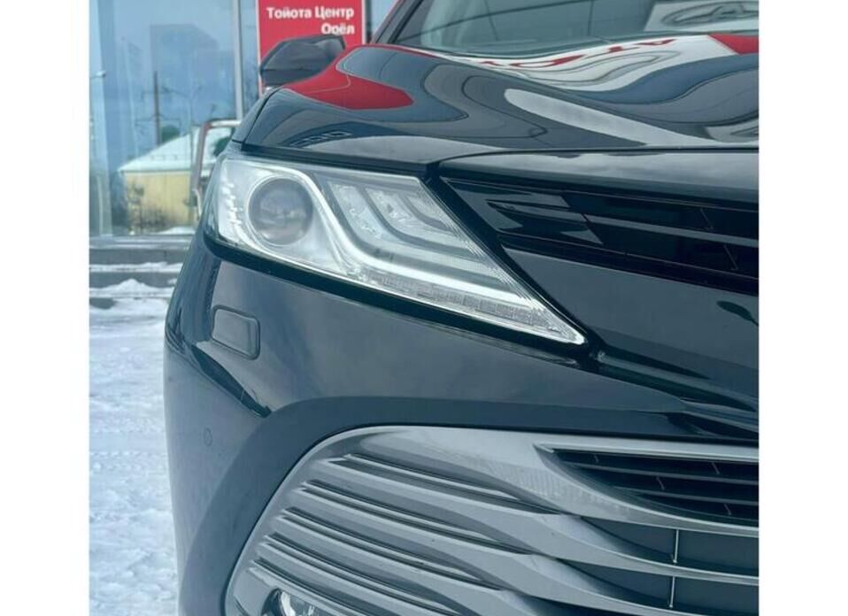 Toyota Camry, VIII (XV70) 3.5 AT (249 л.с.)