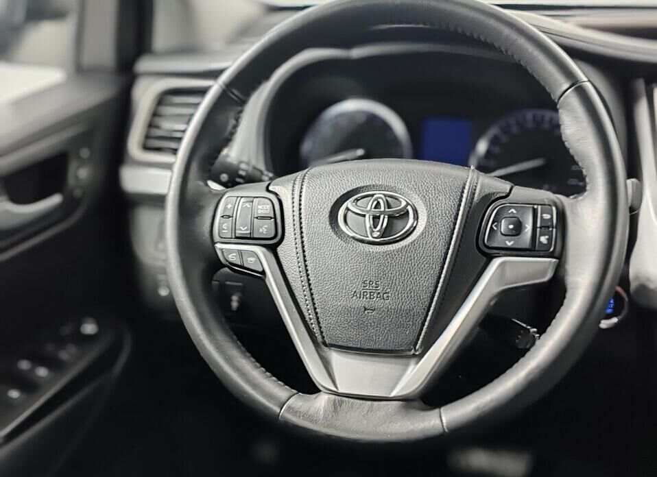 Toyota Highlander, III (XU50) Рестайлинг 3.5 AT (249 л.с.) 4WD
