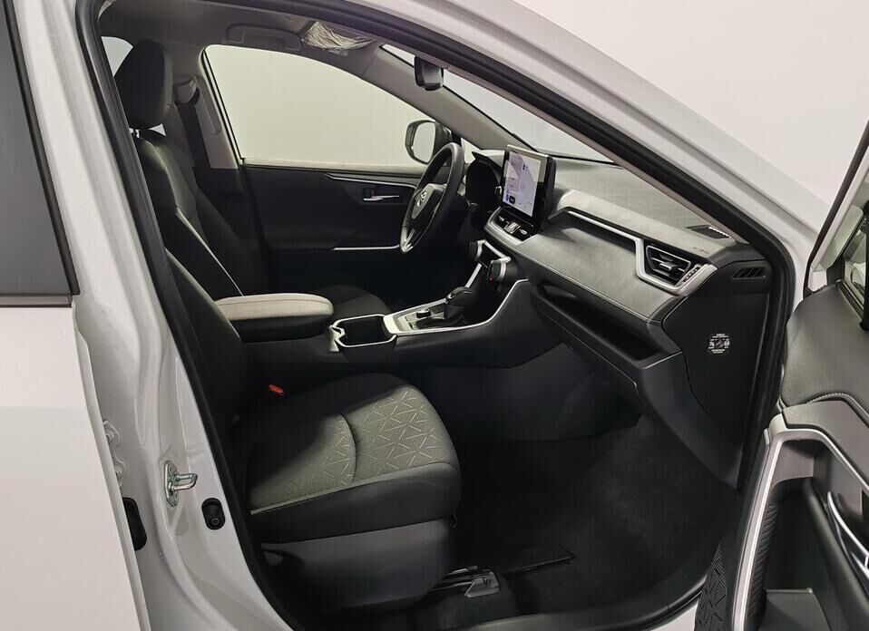 Toyota RAV4, V (XA50) 2.0 CVT (173 л.с.) 4WD