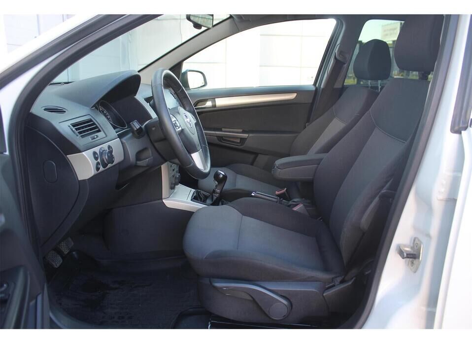Opel Astra 1.6 MT (115 л.с.)