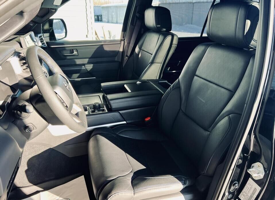 Toyota Sequoia, III 3.5hyb AT (437 л.с.) 4WD