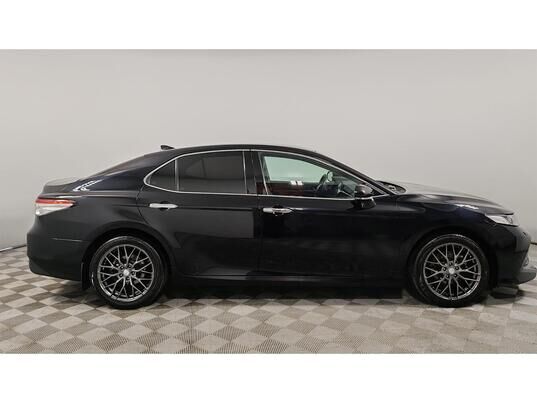 Toyota Camry, 2018 г., 137 535 км