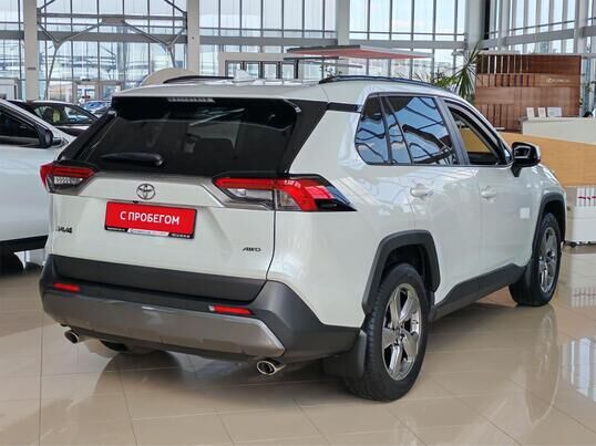Toyota RAV4, 2021&nbsp;г., 67&nbsp;674&nbsp;км