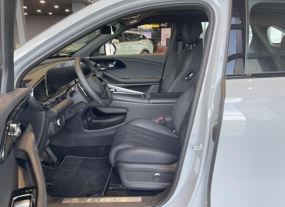 EXEED RX 2.0 AT (249 л.с.) 4WD