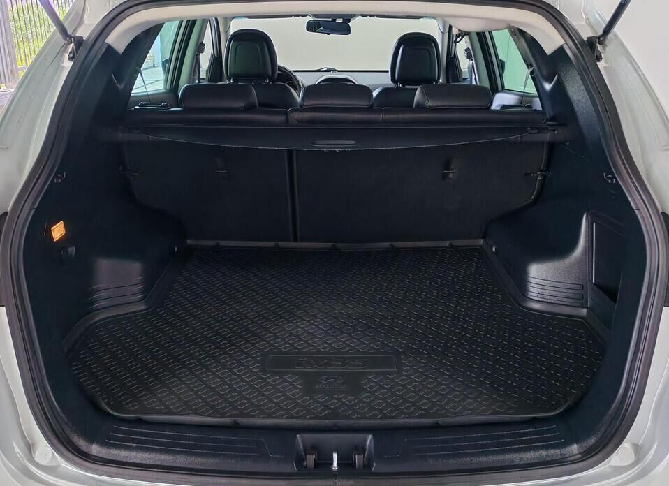 Hyundai ix35, I Рестайлинг 2.0 AT (150 л.с.)