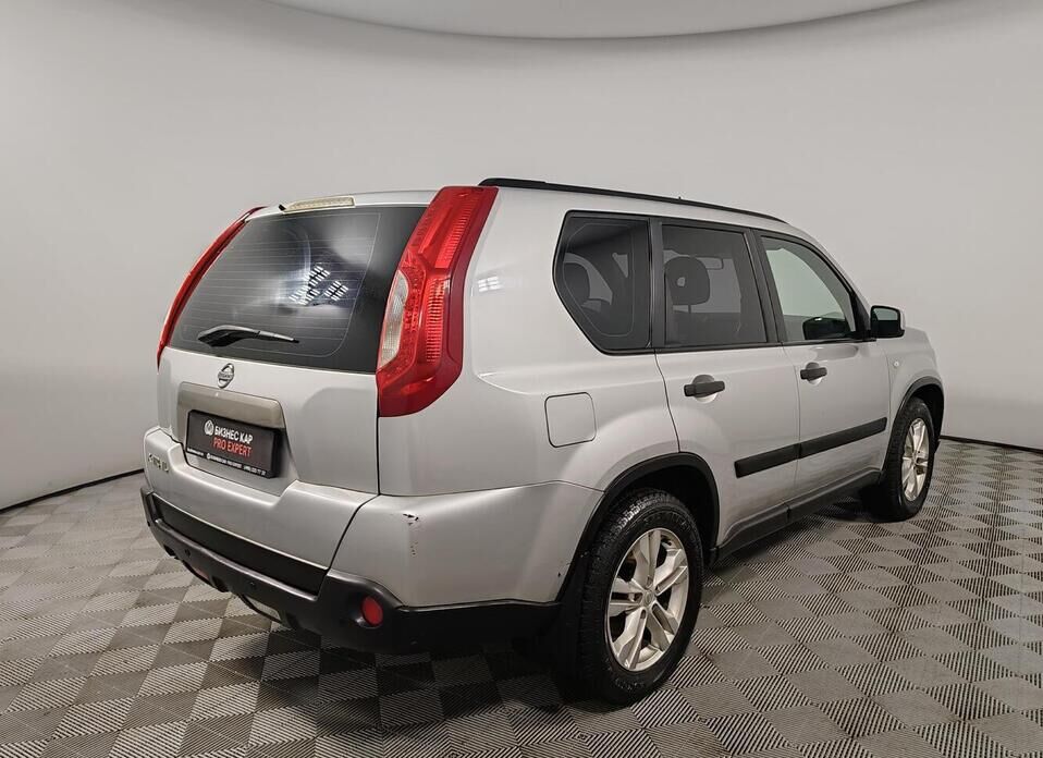 Nissan X-Trail, II Рестайлинг 2.0 CVT (141 л.с.) 4WD