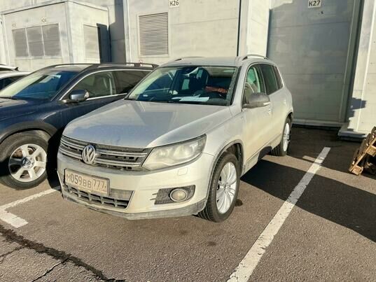 Volkswagen Tiguan, 2013 г., 138 092 км