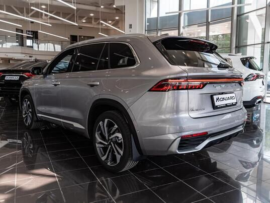 Geely Monjaro Flagship