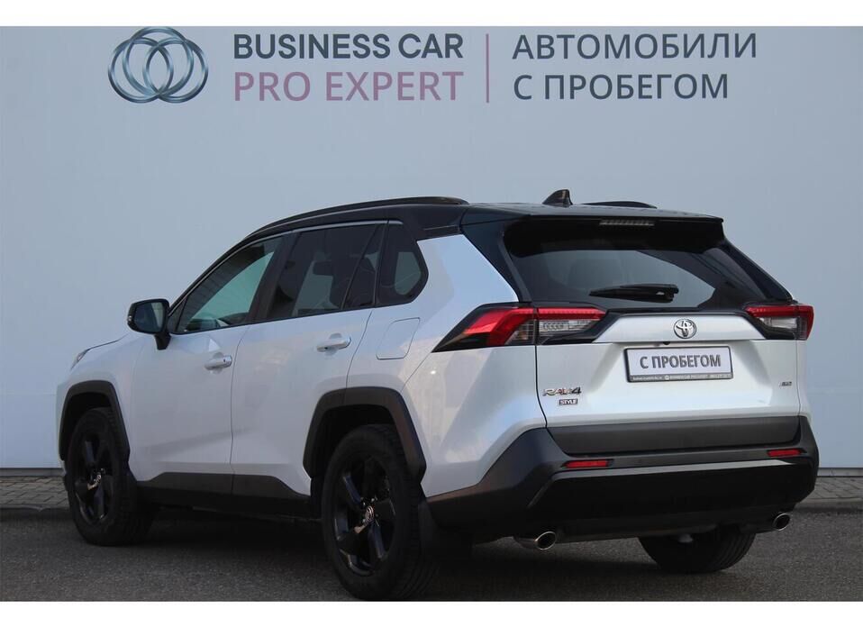 Toyota RAV4 2.5 AT (199 л.с.) 4WD