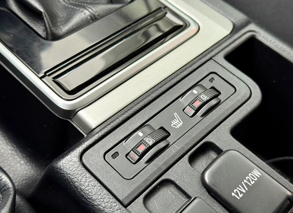 Toyota Land Cruiser Prado, 150 Series Рестайлинг 2 2.8d AT (204 л.с.) 4WD