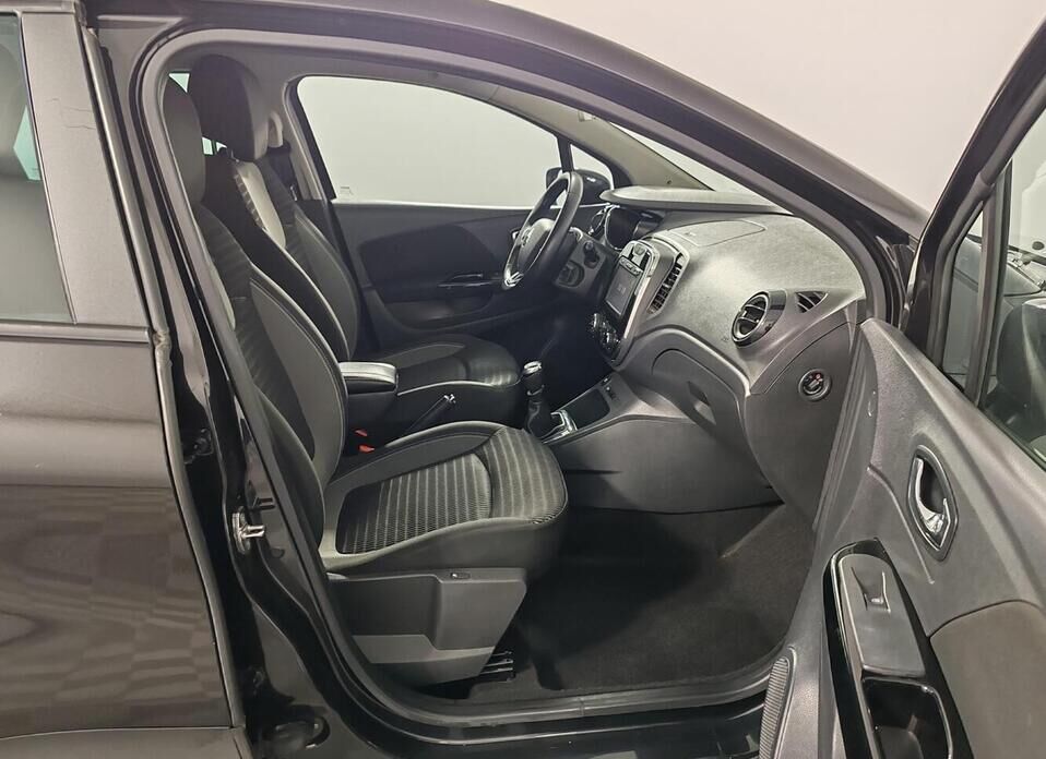Renault Kaptur, I 2.0 MT (143 л.с.) 4WD