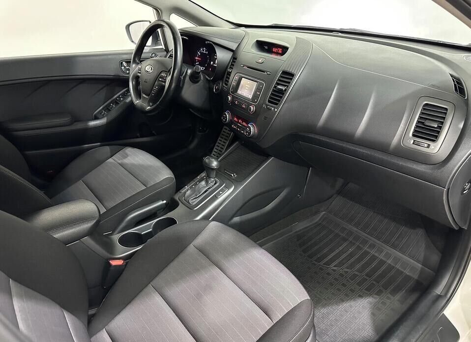 Kia Cerato, III 2.0 AT (150 л.с.)