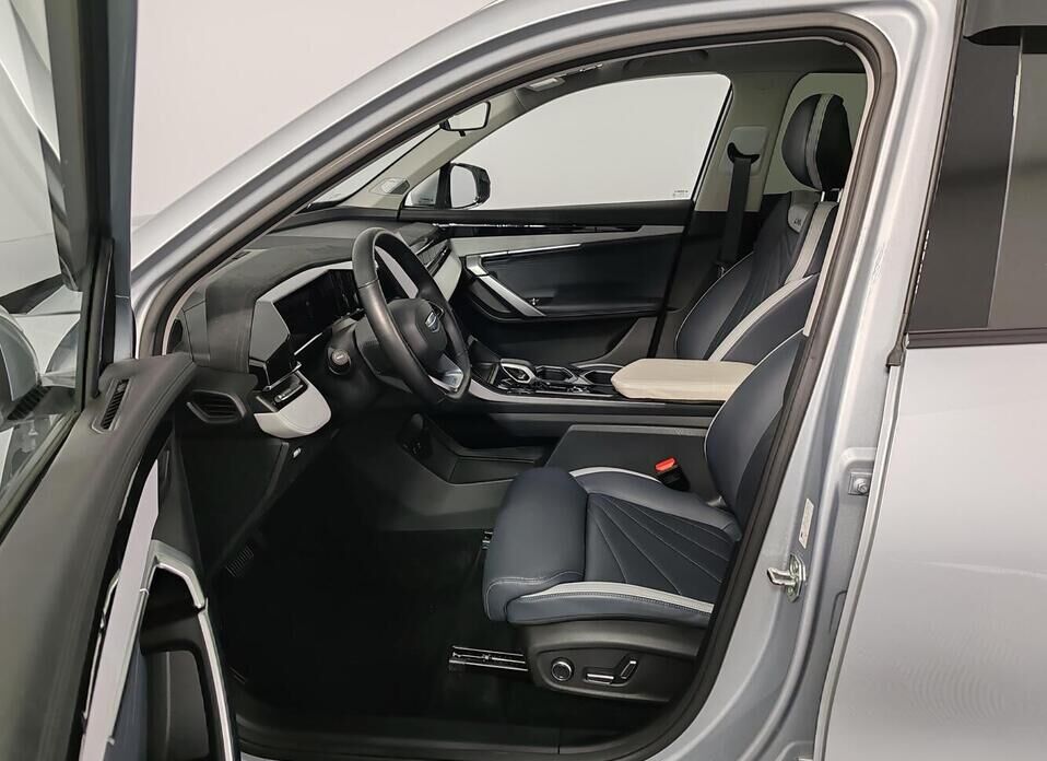 Geely Atlas, II 2.0 AMT (200 л.с.)