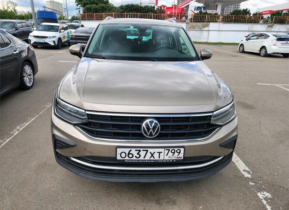 Volkswagen Tiguan, II Рестайлинг 2.0 AMT (180 л.с.) 4WD