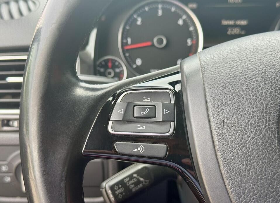 Volkswagen Touareg, II 3.0d AT (245 л.с.) 4WD