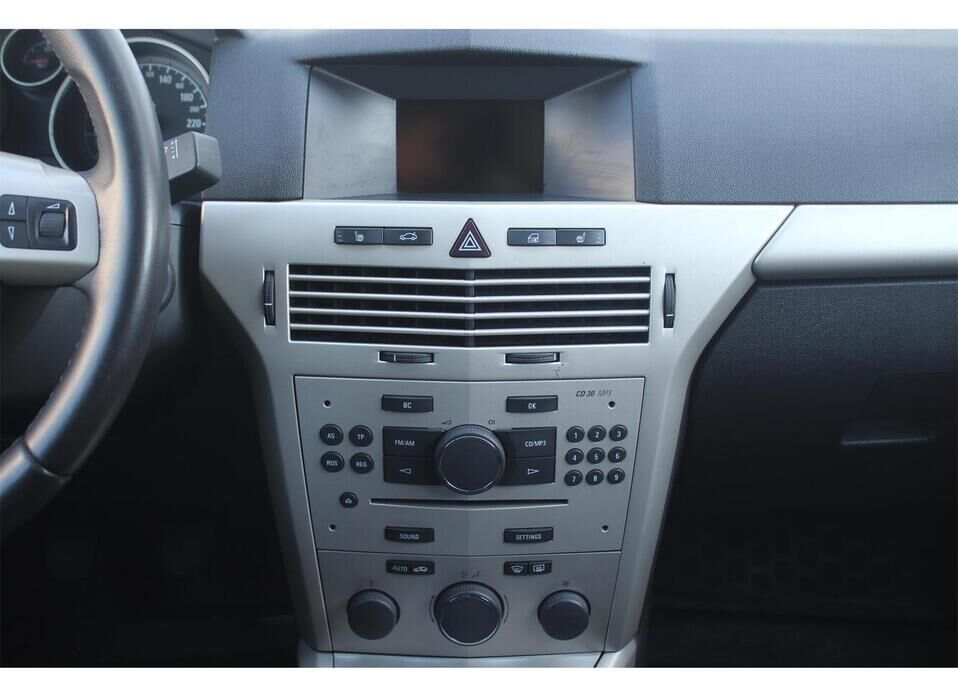 Opel Astra 1.6 MT (115 л.с.)