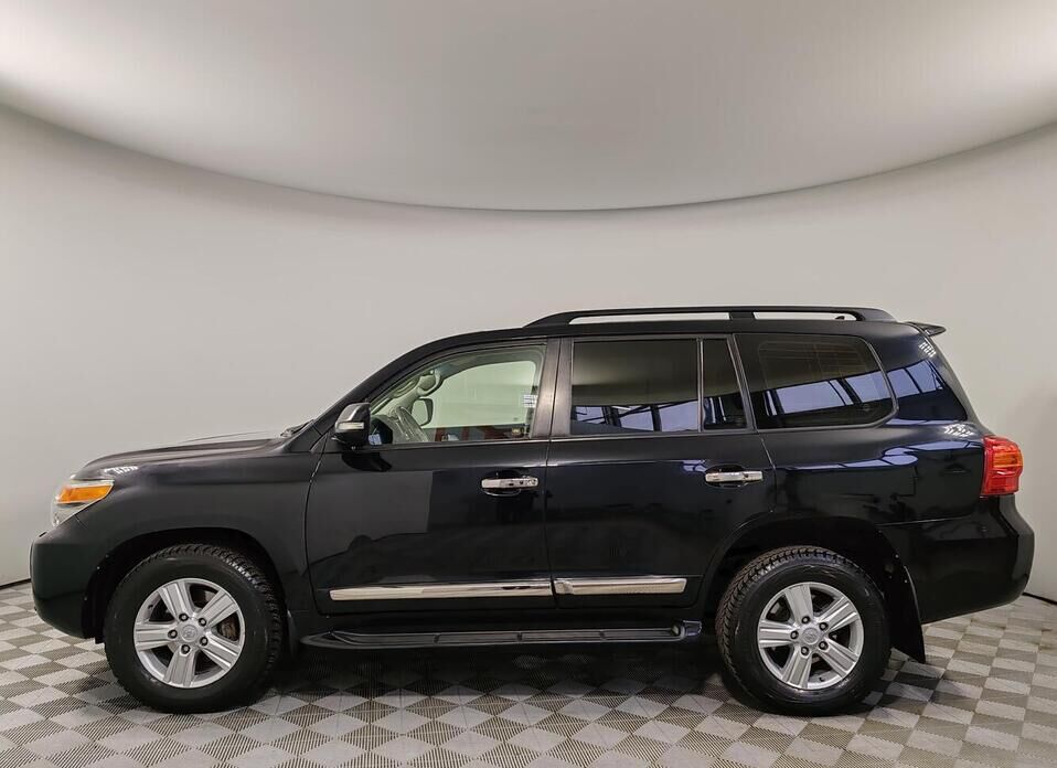 Toyota Land Cruiser, 200 Series Рестайлинг 1 4.5d AT (235 л.с.) 4WD