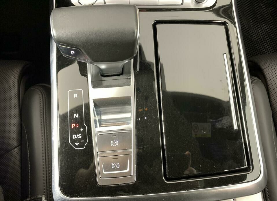 Audi Q8 55 TFSI 3.0 AT (340 л.с.) 4WD