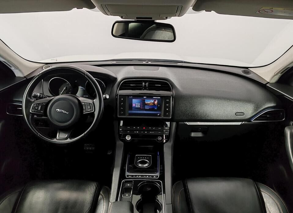 Jaguar F-Pace, I 2.0d AT (180 л.с.) 4WD