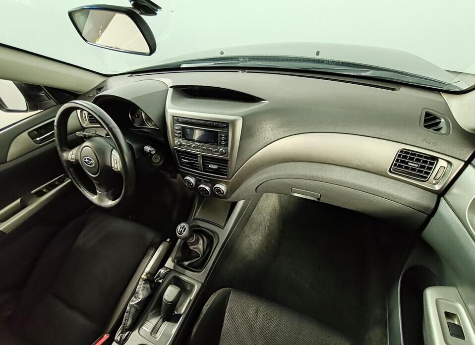 Subaru Impreza 2.0 MT (150 л.с.) 4WD